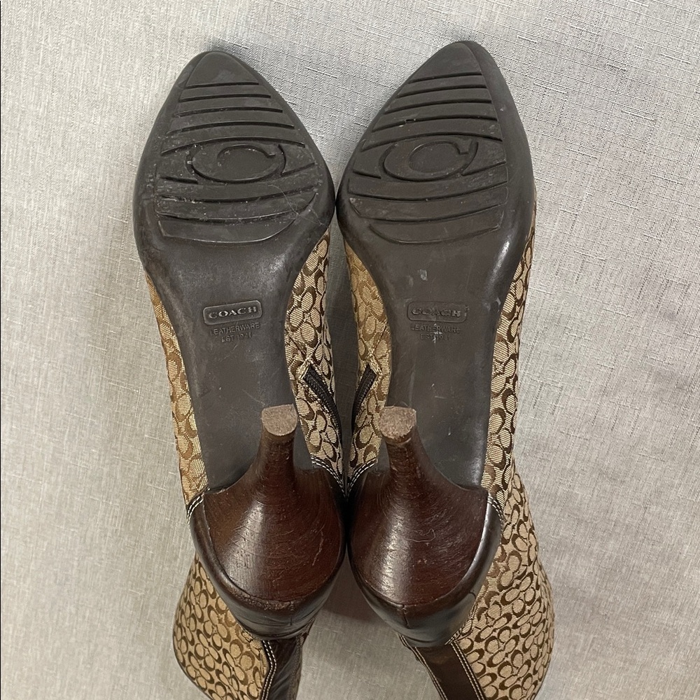 Coach Signature Jeri Tan Brown Canvas and Leather Heeled Boots Size 7.5 - Picture 10 of 15